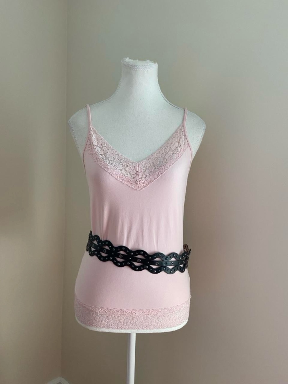BCBGMaxAzria Black Scalloped Triple-Strap Eyelet Belt